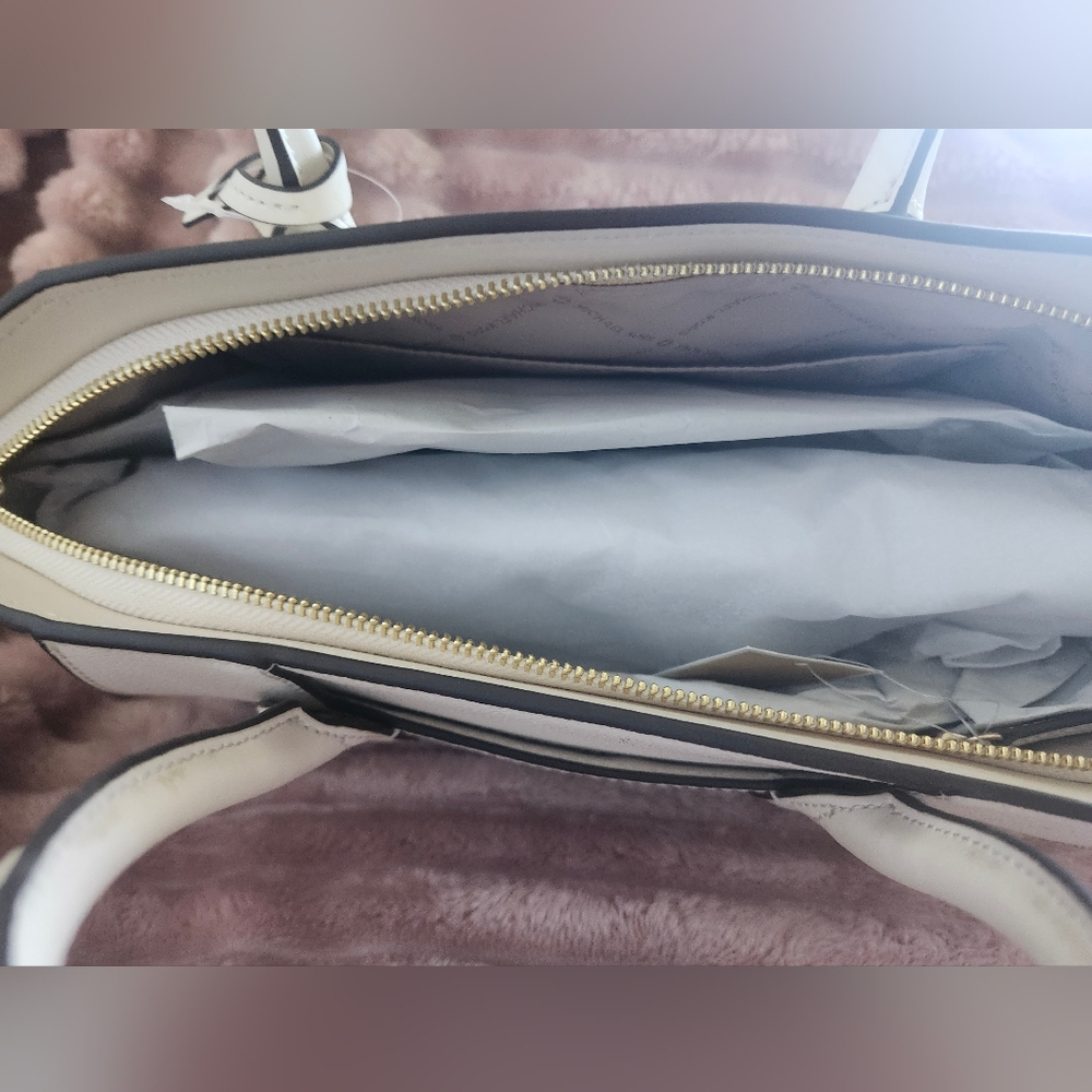 Michael Kors Cream Avril Leather Satchel Bag - Picture 5 of 9